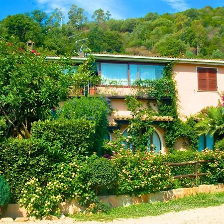 Affittacamere Sa Bratza Vacanze Domus De Maria Exterior foto