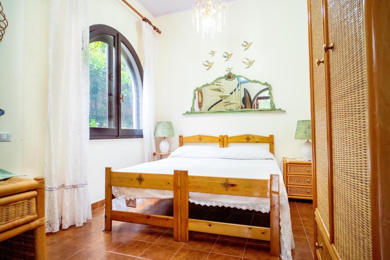 Affittacamere Sa Bratza Vacanze Domus De Maria Exterior foto