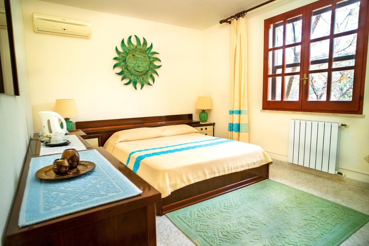 Affittacamere Sa Bratza Vacanze Domus De Maria Exterior foto
