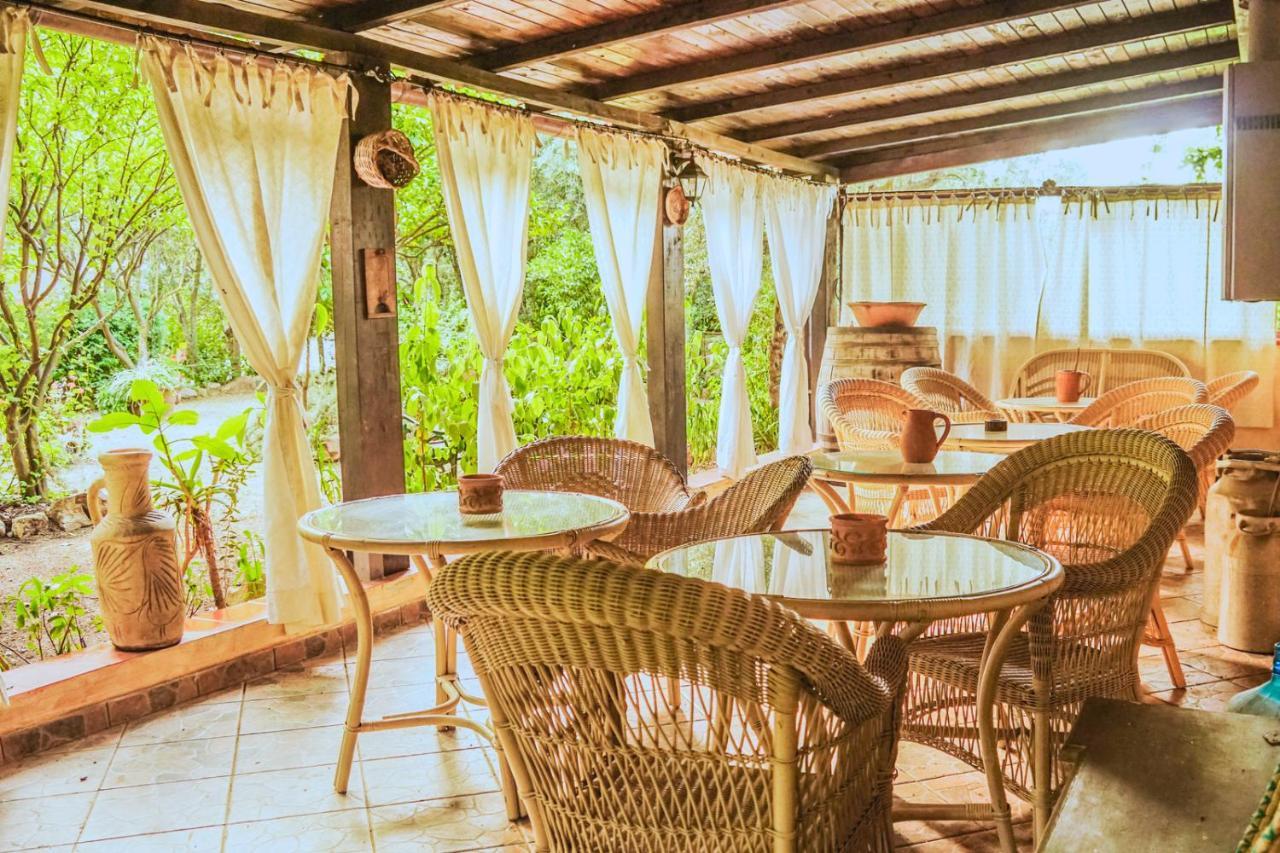 Affittacamere Sa Bratza Vacanze Domus De Maria Exterior foto