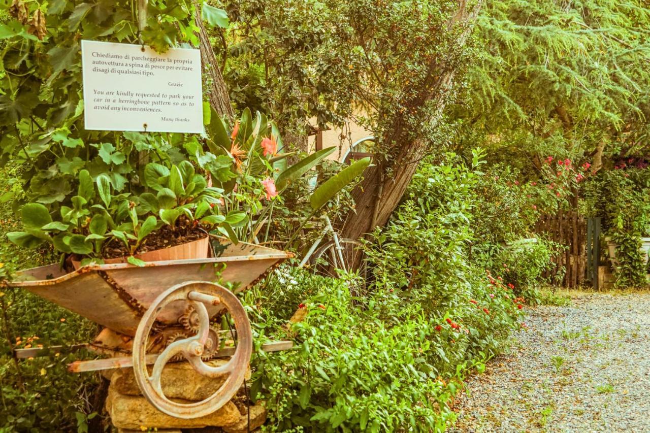 Affittacamere Sa Bratza Vacanze Domus De Maria Exterior foto