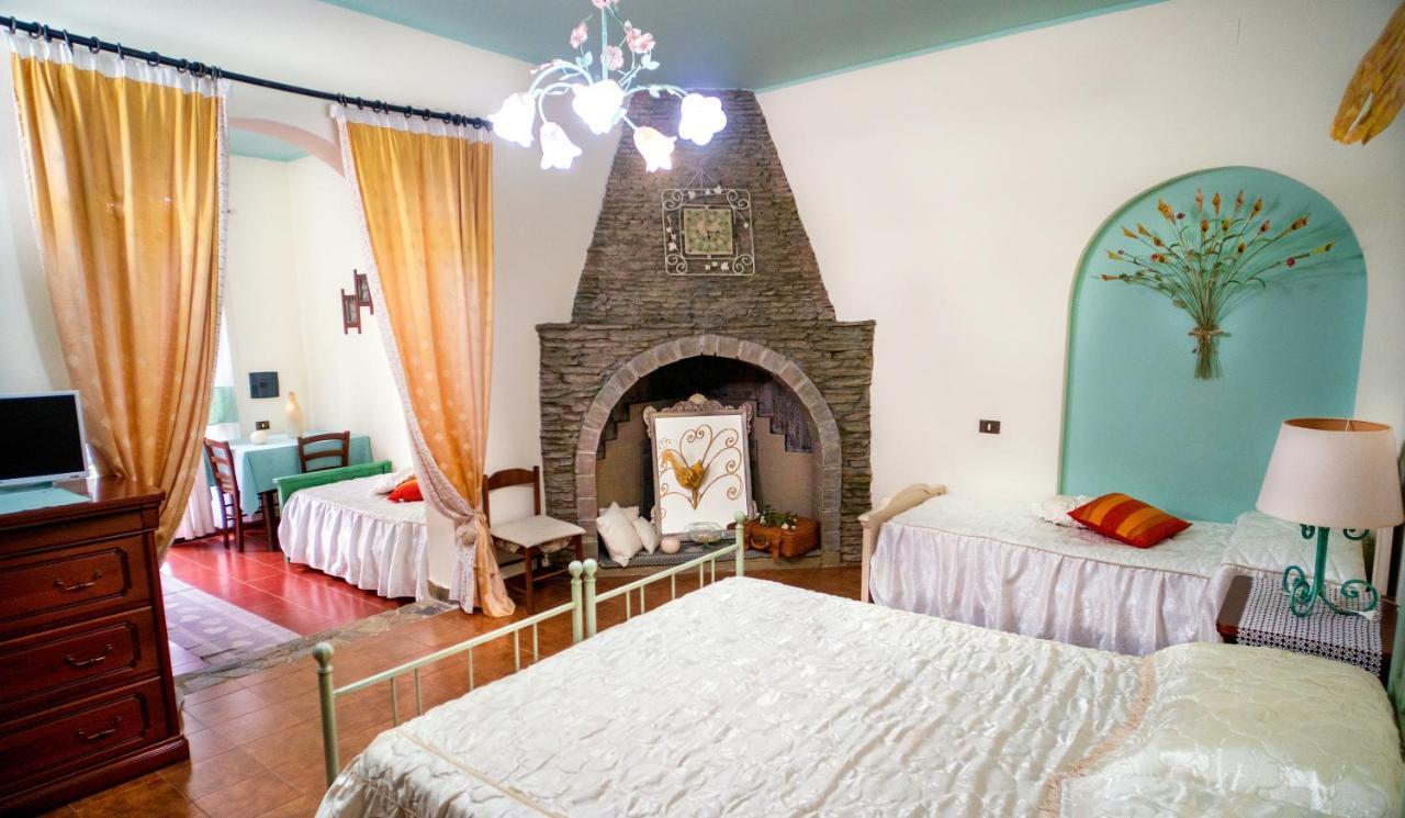 Affittacamere Sa Bratza Vacanze Domus De Maria Exterior foto